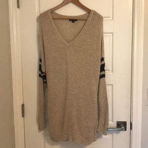 American Eagle Outfitters sweater